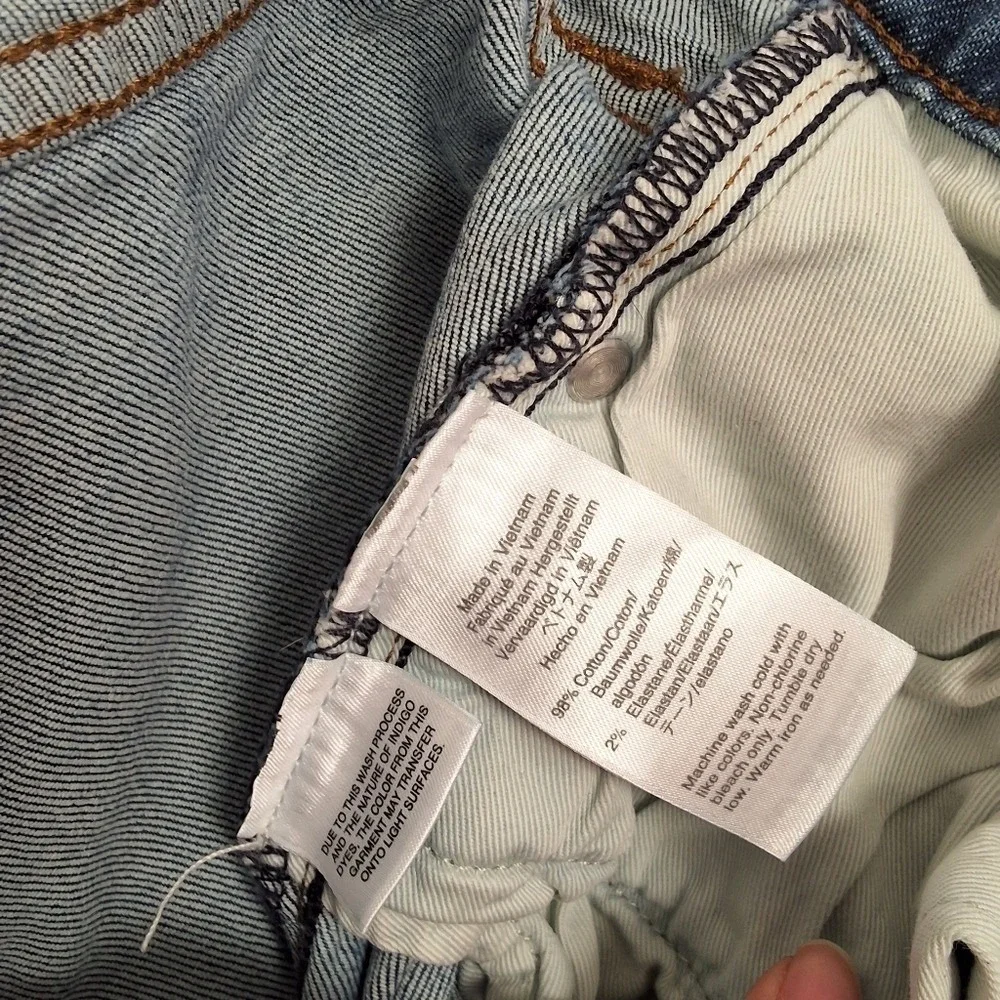 J.Crew Men 32W 34L 484‎ Slim fit Jean Distressed Medium Indigo Wash
